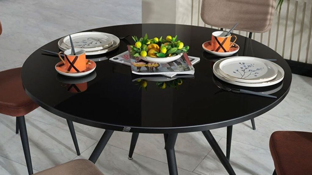 Τραπεζαρία Κουζίνας Halley