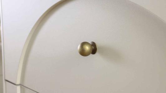 Συρταριέρα Borneo