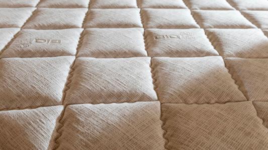 Προσφορά Στρώμα και Κρεβάτι με αποθ. χώρο