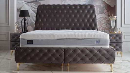 Κρεβατοκάμαρα Royal