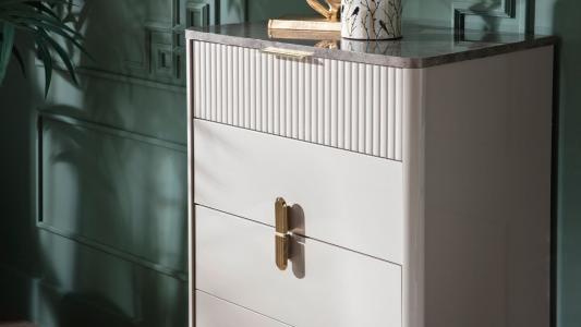 Συρταριέρα Serra