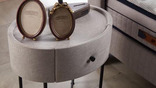 Κομοδίνο Stress Free Young